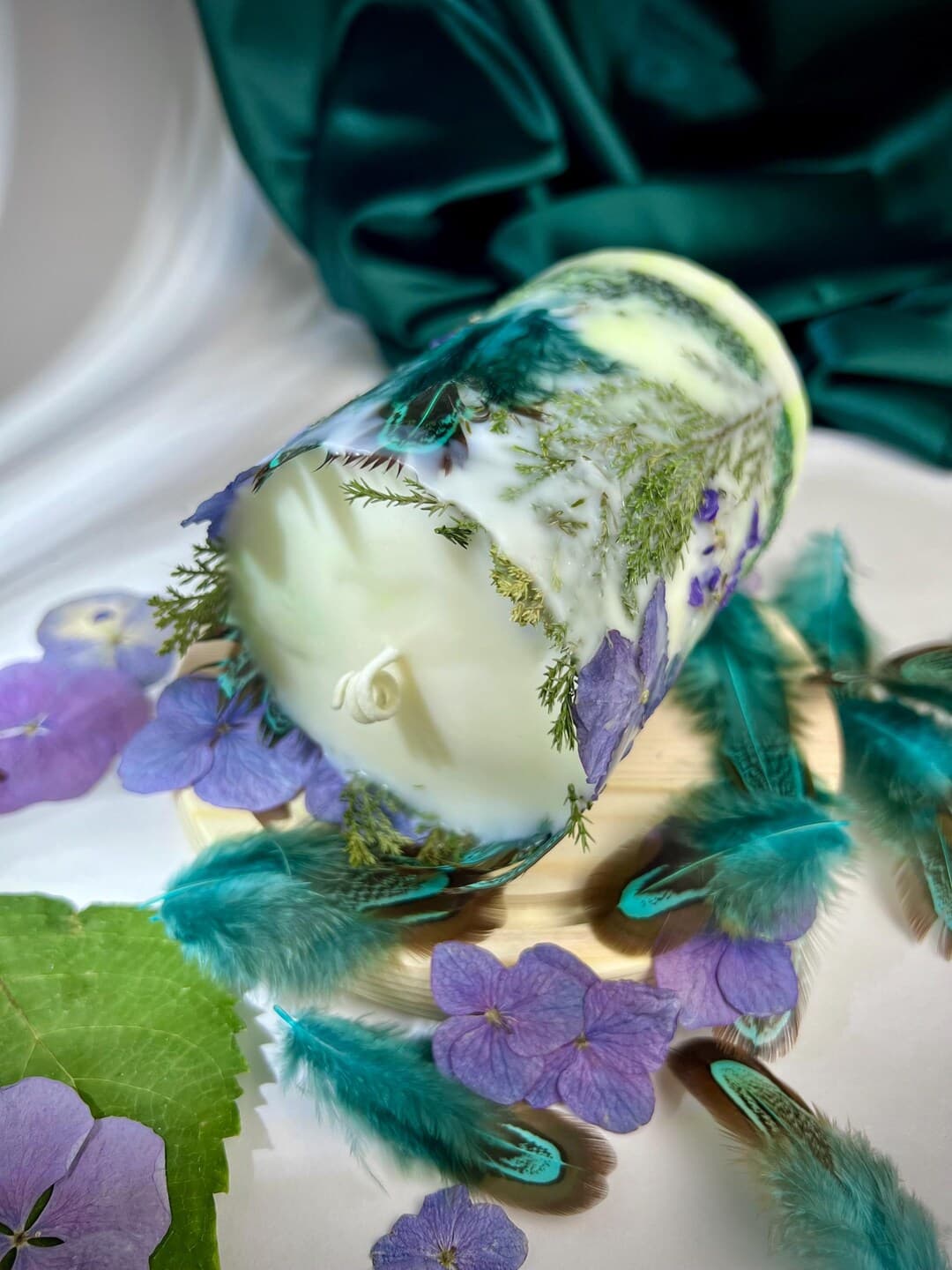 Emerald Feather thumbnail 5