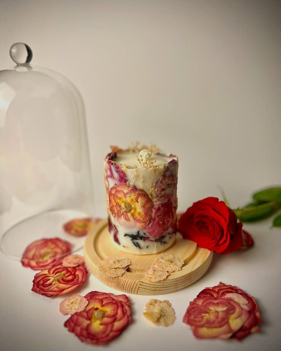 Candera botanical candles styled together in Olesia’s studio